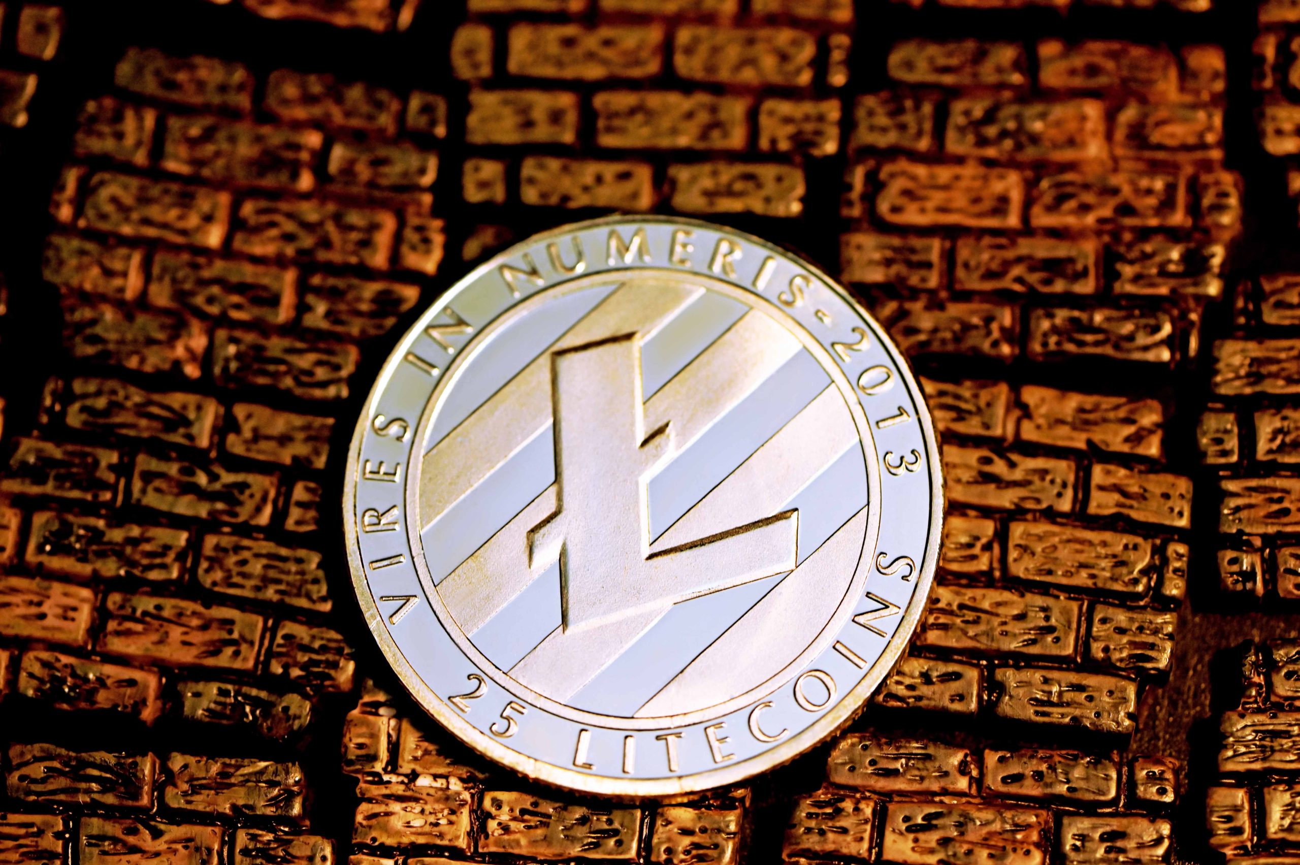 Benefits of Investing in Litecoin