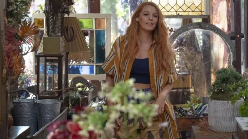 Blake Live­ly is wear­ing Mus­tard Yel­low Striped Shirt to play Lily Bloom