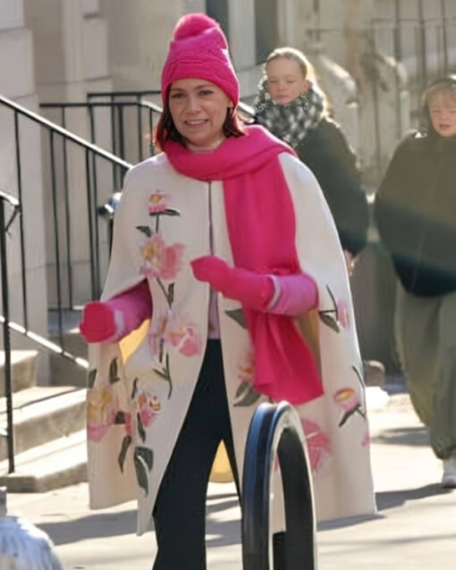 Elsbeth S02 Carrie Preston Floral Cape
